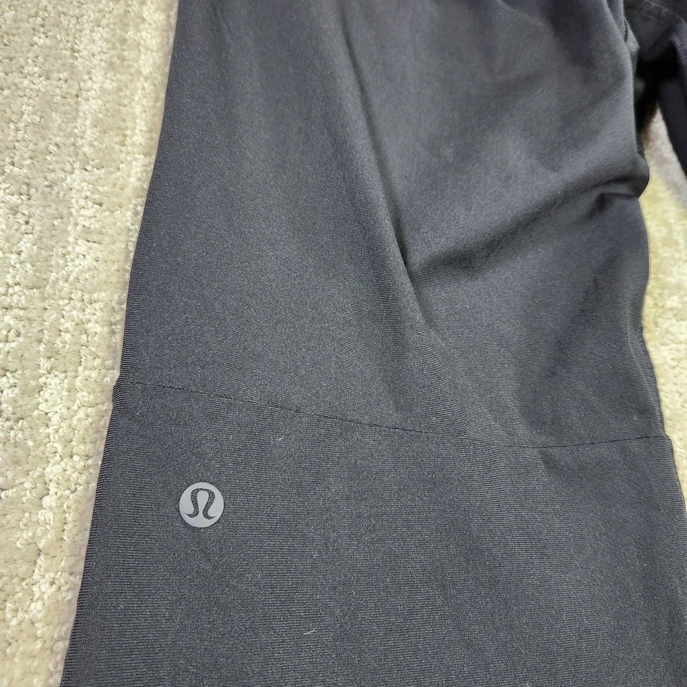 Lululemon Joggers Men Medium Warpstreme Black Athleisure Regular Fit Stretch